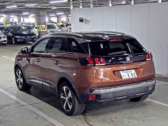 PEUGEOT 3008 2018