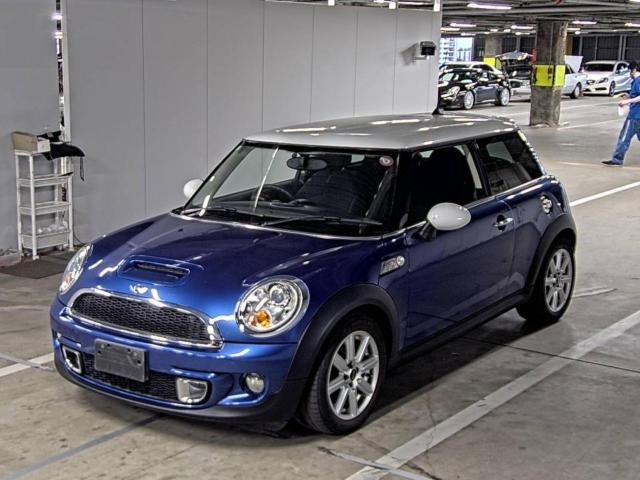 BMW MINI 2012