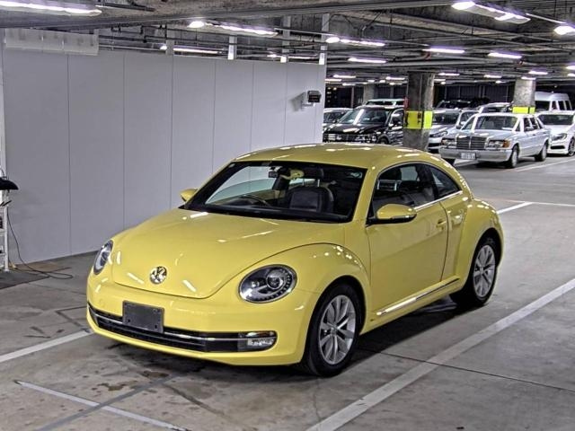VOLKSWAGEN THE BEETLE 2013