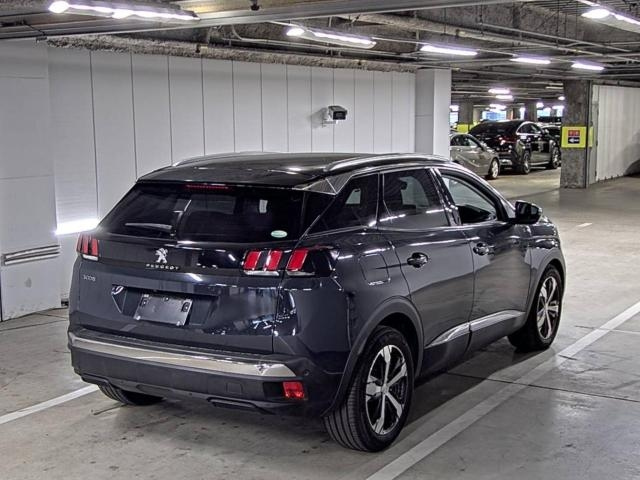 PEUGEOT 3008 2018