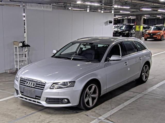 AUDI A4 2009