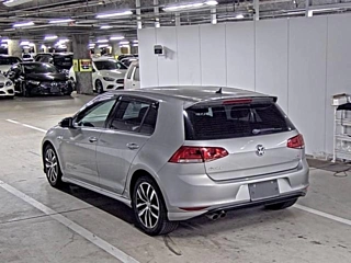 VOLKSWAGEN GOLF 2014