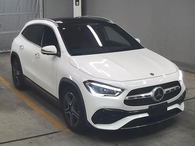 MERCEDES BENZ GLA CLASS 2020