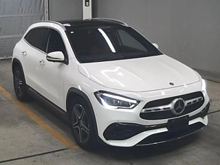 MERCEDES BENZ GLA CLASS 2020