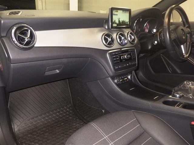 MERCEDES BENZ GLA CLASS 2015