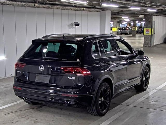 VOLKSWAGEN TIGUAN 2020