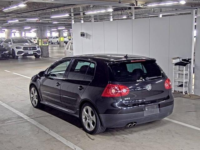 VOLKSWAGEN GOLF 2008