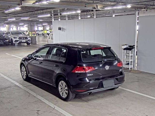 VOLKSWAGEN GOLF 2013