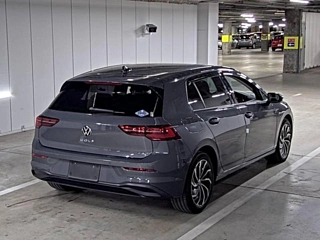 VOLKSWAGEN GOLF 2022