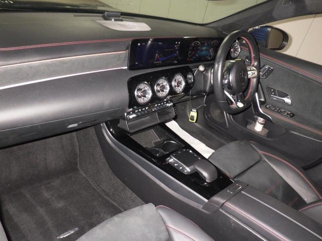 MERCEDES BENZ CLA CLASS 2022