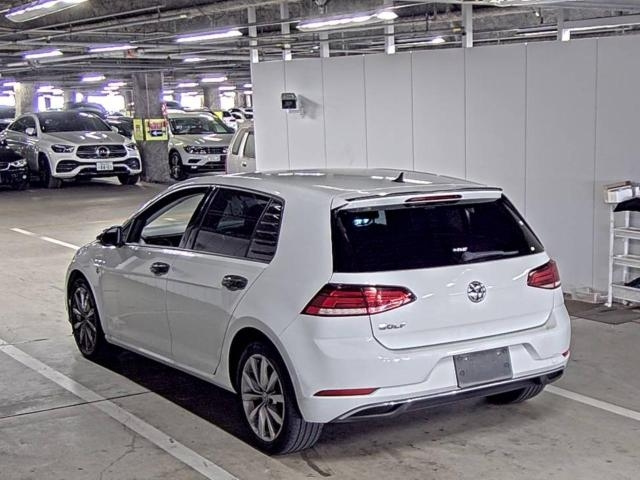 VOLKSWAGEN GOLF 2018