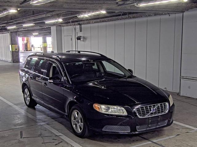 VOLVO V70 2008