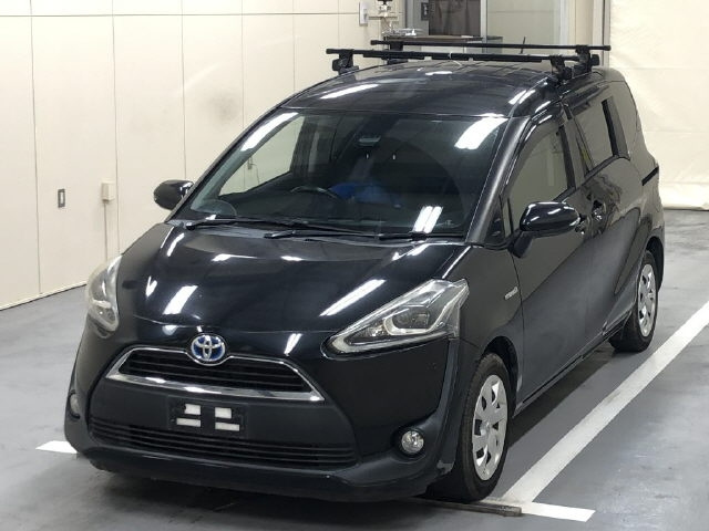 TOYOTA SIENTA 2017
