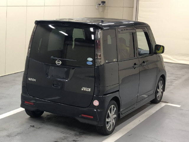 NISSAN ROOX 2012