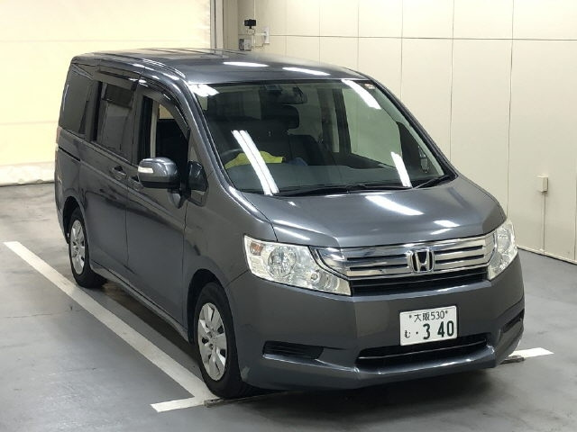 HONDA STEP WAGON 2010