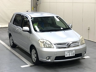 TOYOTA RAUM 2008