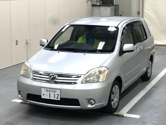 TOYOTA RAUM 2008