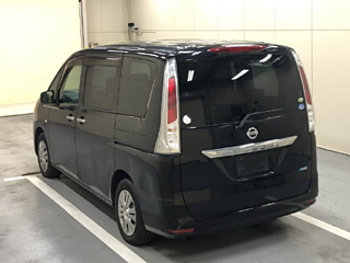 NISSAN SERENA 2011