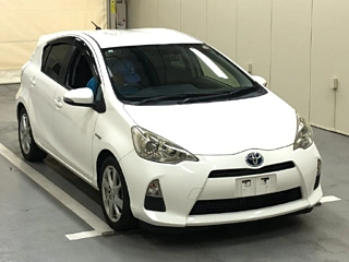 TOYOTA AQUA 2012