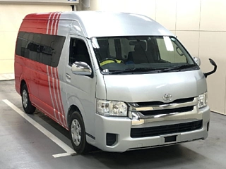 TOYOTA HIACE 2017
