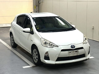 TOYOTA AQUA 2014