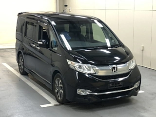 HONDA STEP WAGON 2017