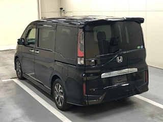 HONDA STEP WAGON 2017