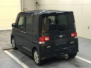 DAIHATSU TANTO 2013
