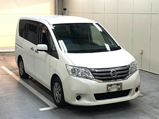 NISSAN SERENA 2011