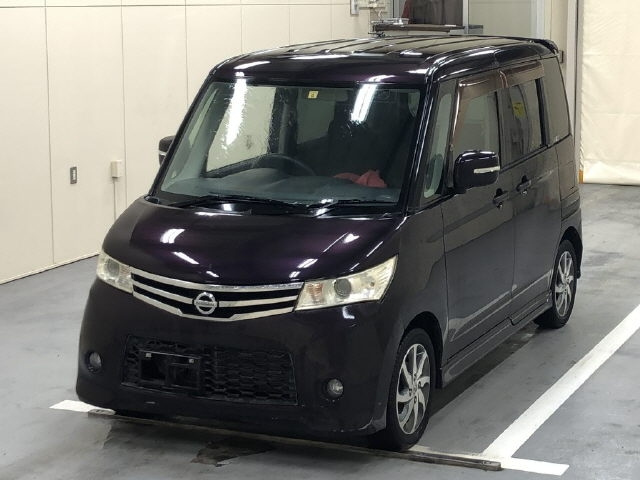 NISSAN ROOX 2010