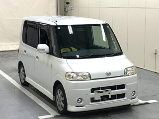 DAIHATSU TANTO 2007