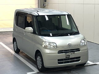 DAIHATSU TANTO 2010