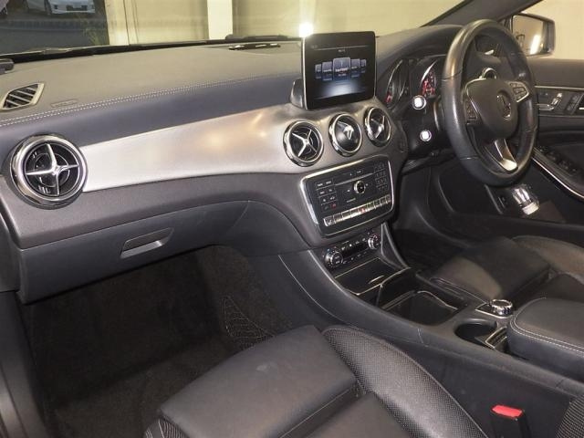 MERCEDES BENZ GLA CLASS 2018