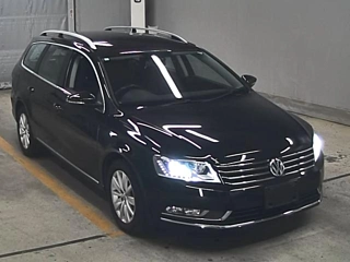 VOLKSWAGEN PASSAT VARIANT 2012