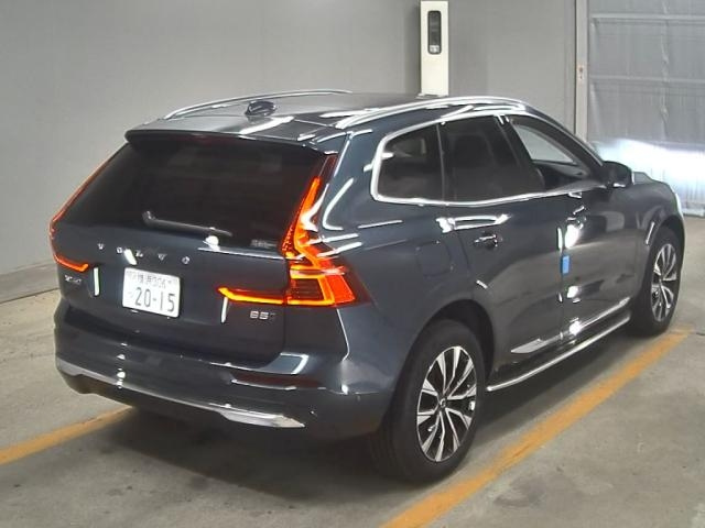 VOLVO XC60 2024
