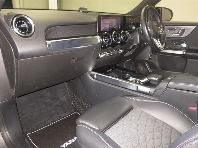 MERCEDES BENZ GLB 2020