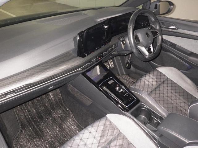 VOLKSWAGEN GOLF VARIANT 2022