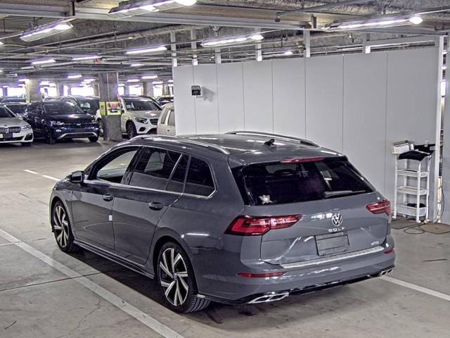 VOLKSWAGEN GOLF VARIANT 2022