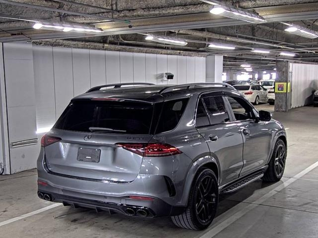 MERCEDES BENZ AMG 2021