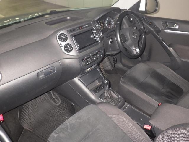 VOLKSWAGEN TIGUAN 2015