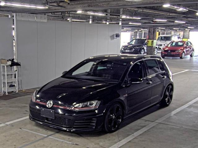 VOLKSWAGEN GOLF 2015