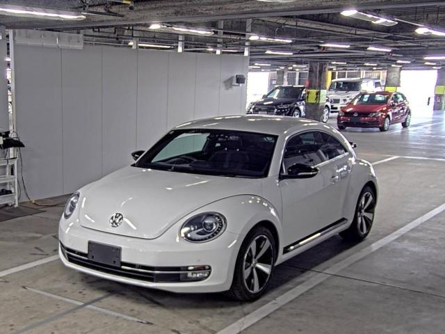 VOLKSWAGEN THE BEETLE 2013