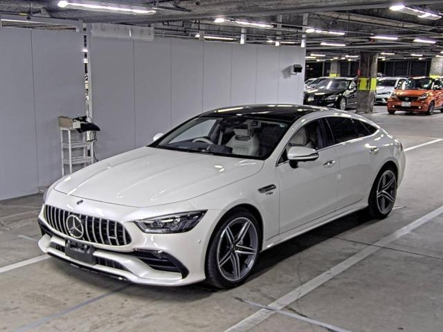 MERCEDES BENZ AMG 2020