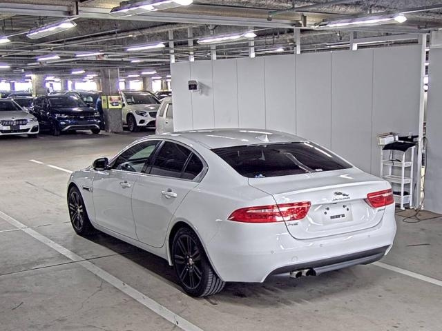 JAGUAR XE 2016