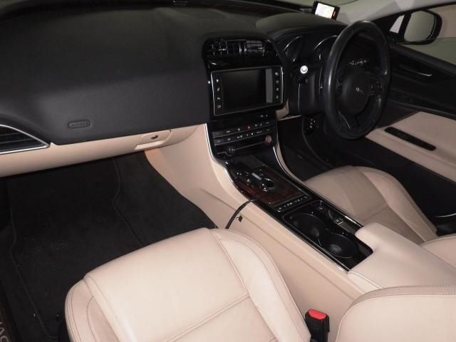 JAGUAR XE 2016