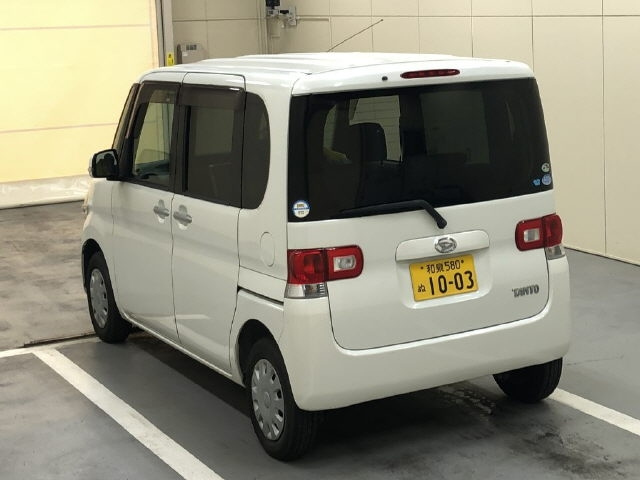 DAIHATSU TANTO 2009