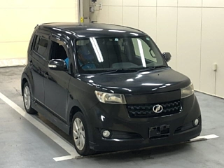 TOYOTA BB 2011