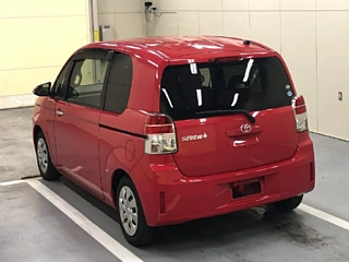 TOYOTA SPADE 2013