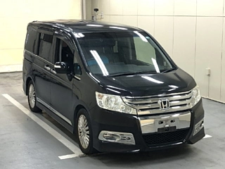 HONDA STEP WAGON 2011