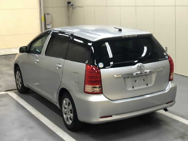 TOYOTA WISH 2009